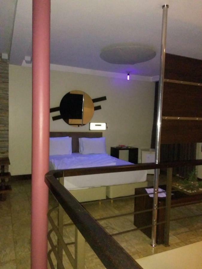 Movie Inn Motel E Hospedagem (Adults Only) Ribeirao Preto Exterior photo