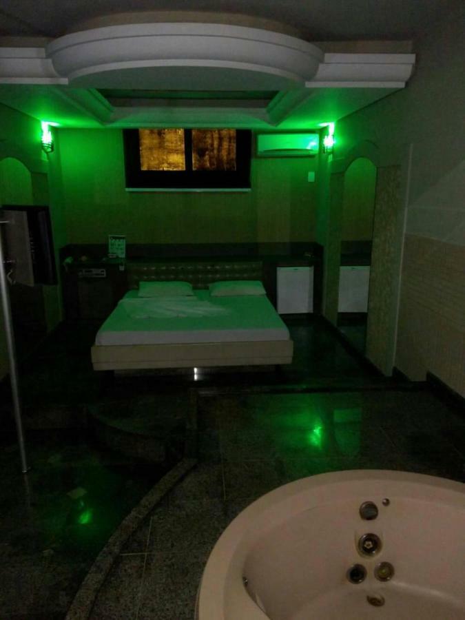 Movie Inn Motel E Hospedagem (Adults Only) Ribeirao Preto Exterior photo